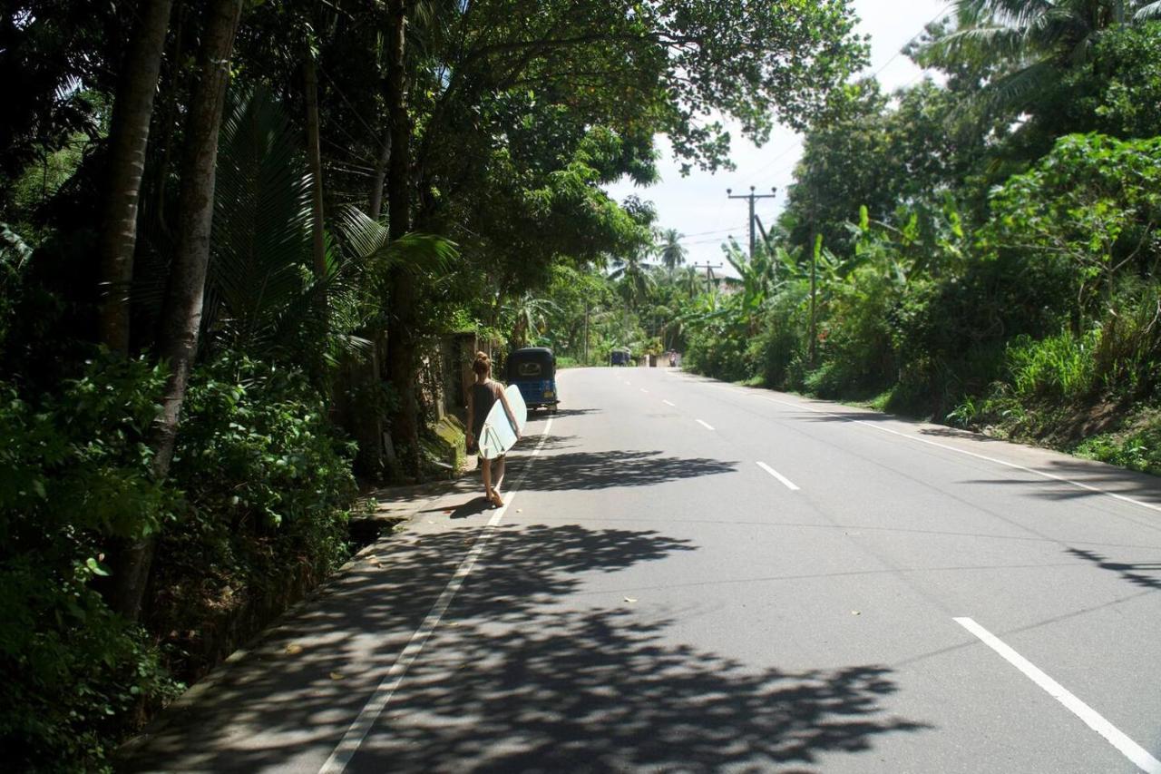 Into The Blue - Yoga Included & Walk To 3 Beaches Tangalle Buitenkant foto